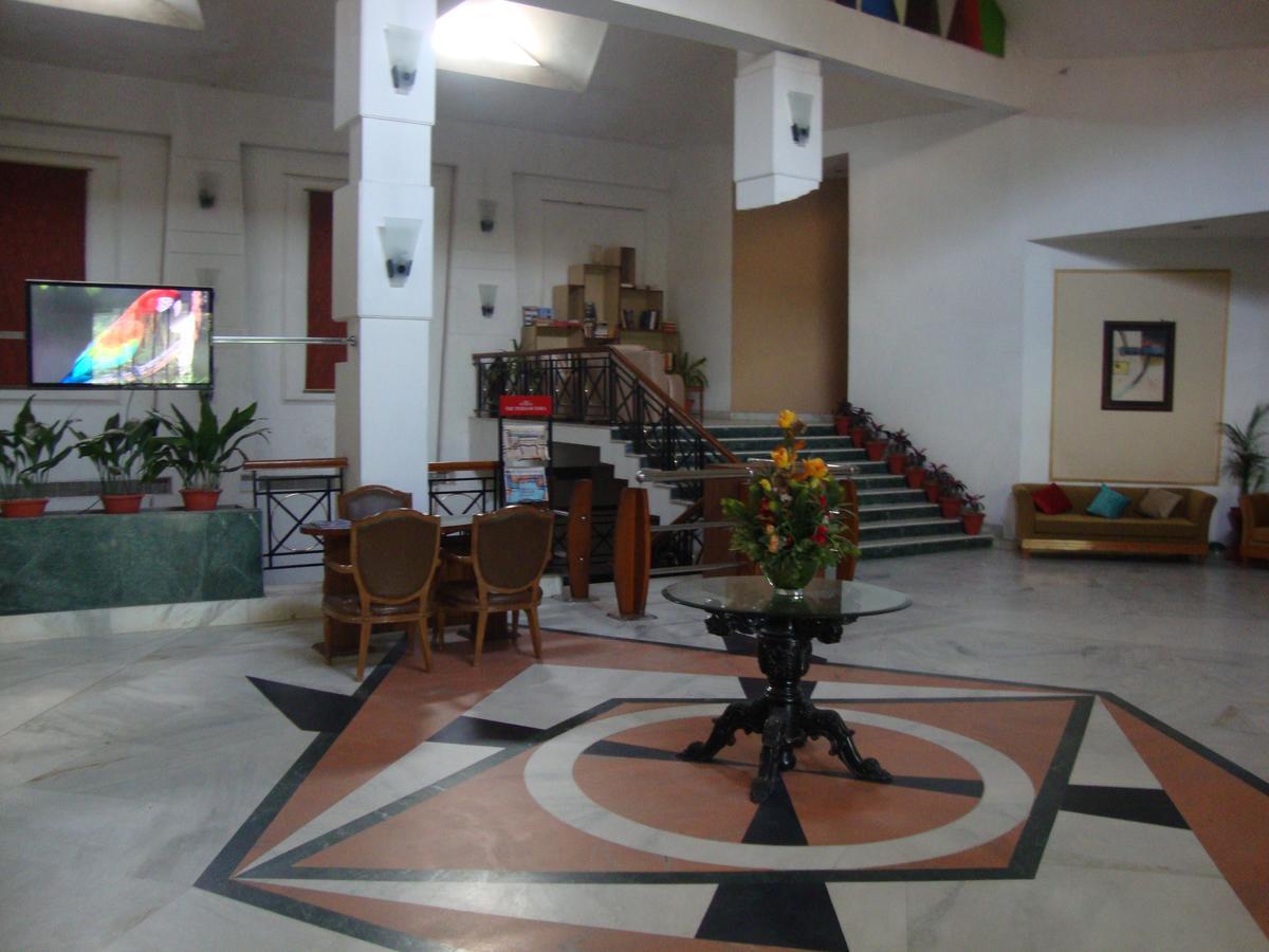 Hotel North Park Panchkula Exterior foto